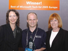 Stephen Greer, Sales Executive of Brainboxes, accepting the Mobile Computing category in the Best of Microsoft Tech·Ed 2005 Europe Award