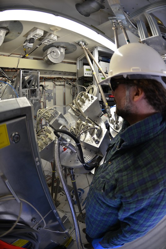 /files/pages/products/case-studies/Ethernet-to-Serial-used-by-Max-Planck-Institute/Engineer-of-the-max-planck-at-work.JPG /files/pages/products/case-studies/Ethernet-to-Serial-used-by-Max-Planck-Institute/Engineer-of-the-max-planck-at-work.JPG